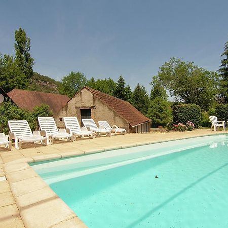 Charming Gite With Pool In Vezac Beynac-et-Cazenac Buitenkant foto