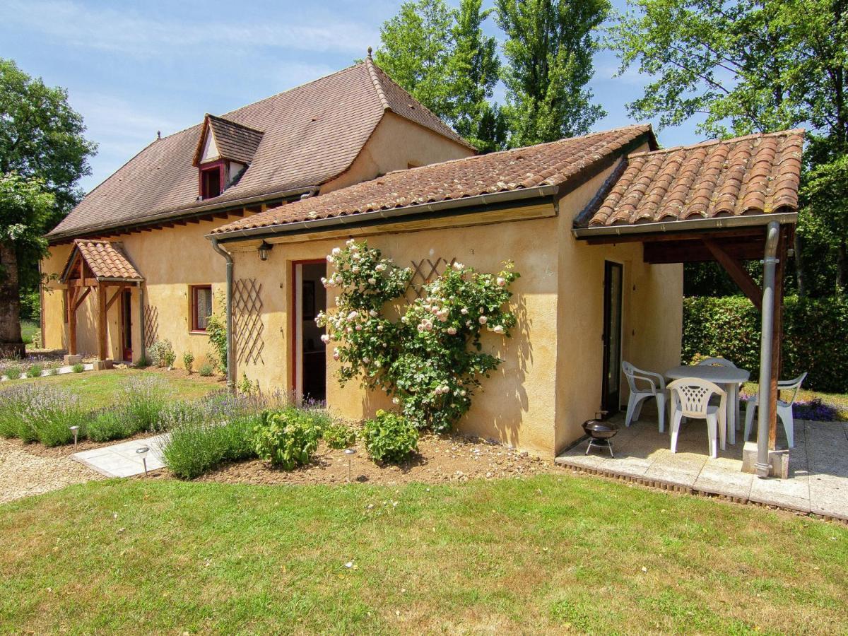 Charming Gite With Pool In Vezac Beynac-et-Cazenac Buitenkant foto