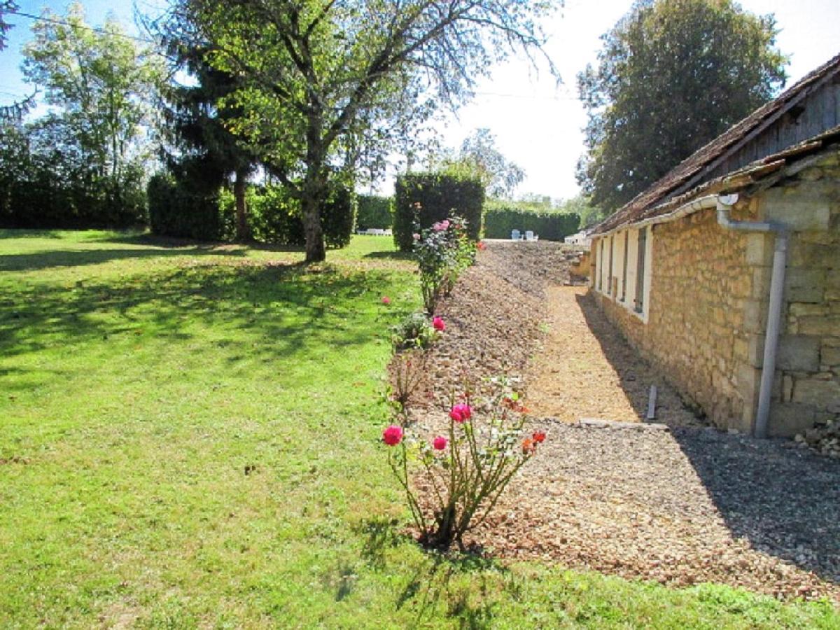 Charming Gite With Pool In Vezac Beynac-et-Cazenac Buitenkant foto