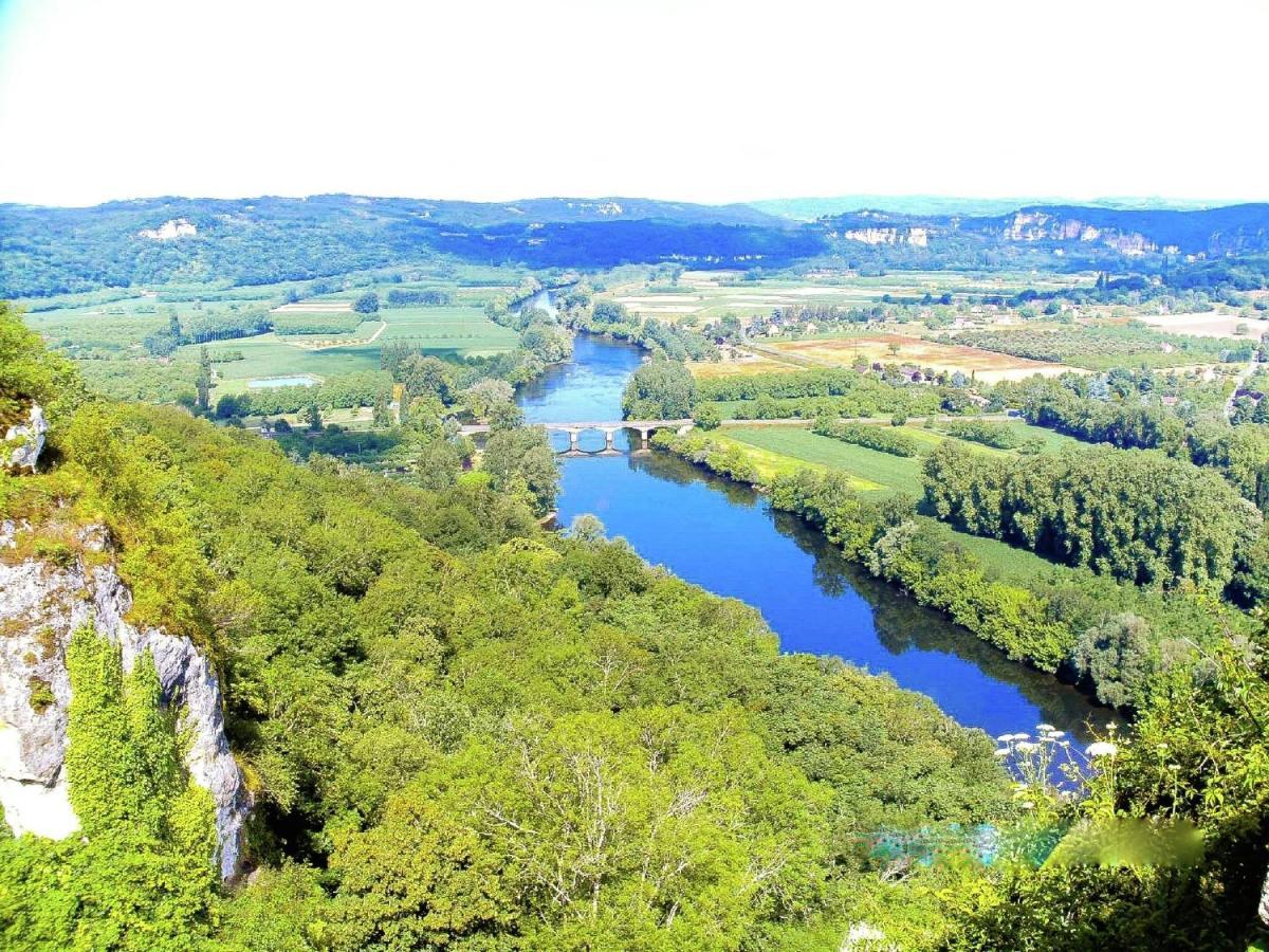 Charming Gite With Pool In Vezac Beynac-et-Cazenac Buitenkant foto